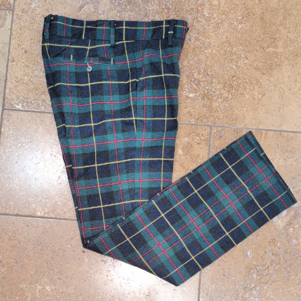 Janie and Jack boy plaid pants. Navy and green plaid. Size 8.